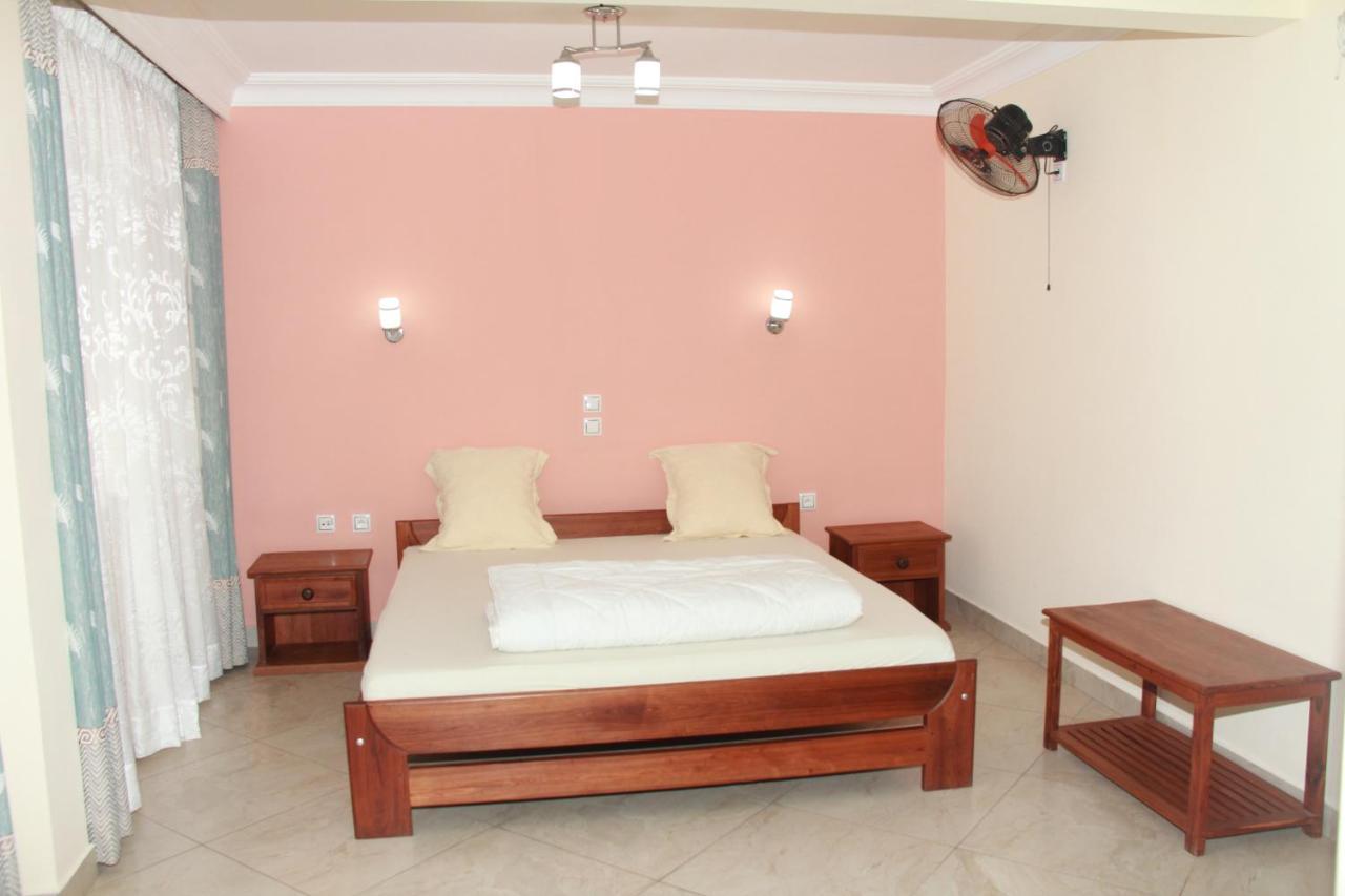 Hotel Menabe Morondava Kültér fotó