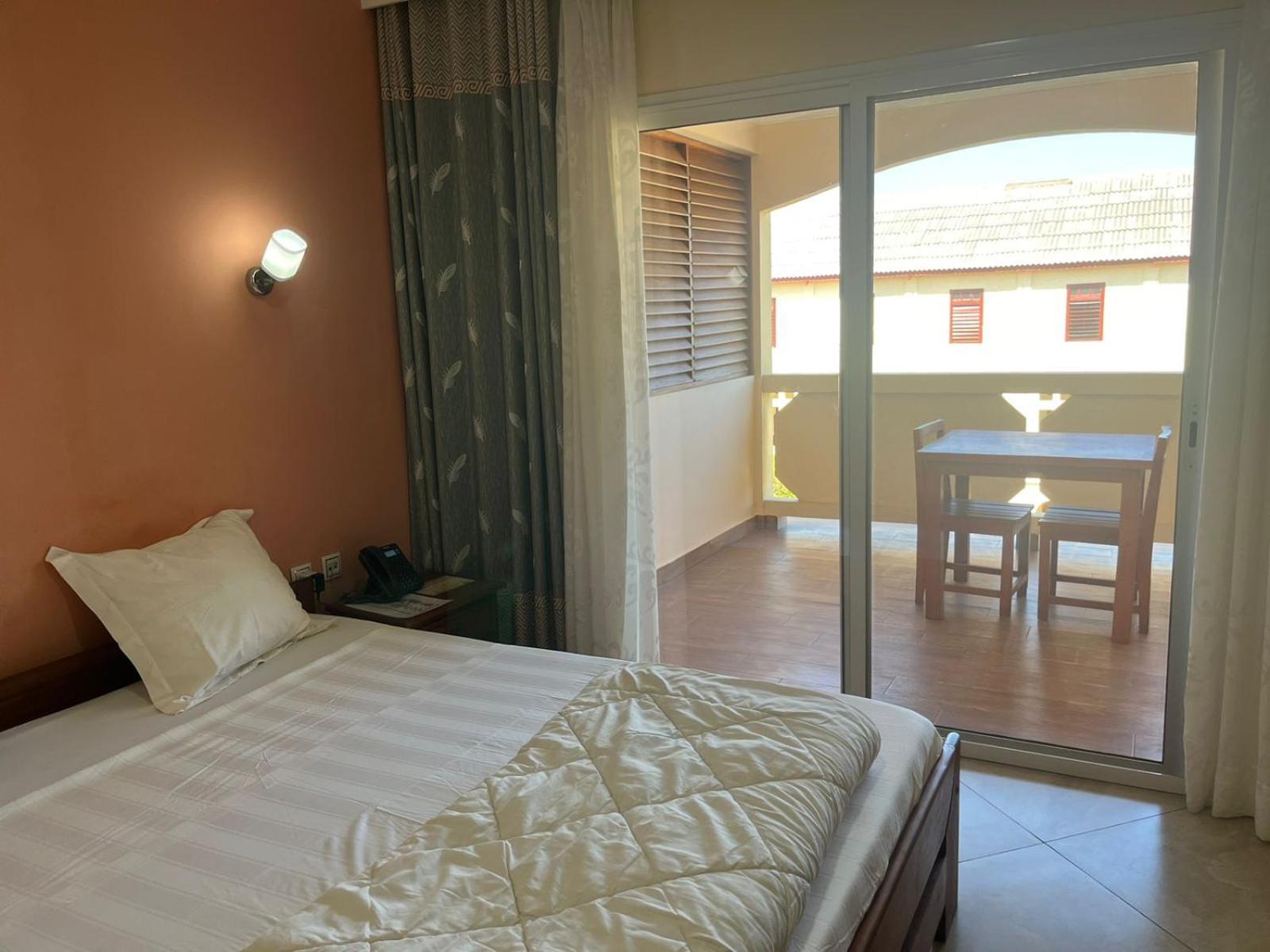 Hotel Menabe Morondava Kültér fotó