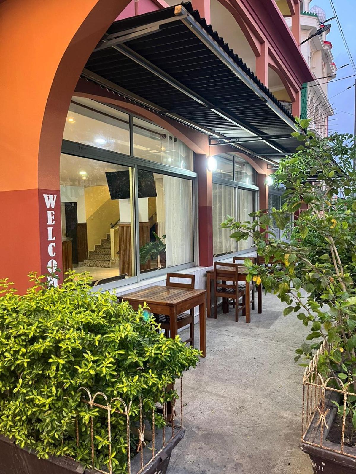 Hotel Menabe Morondava Kültér fotó