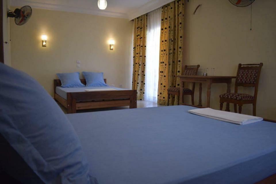 Hotel Menabe Morondava Kültér fotó