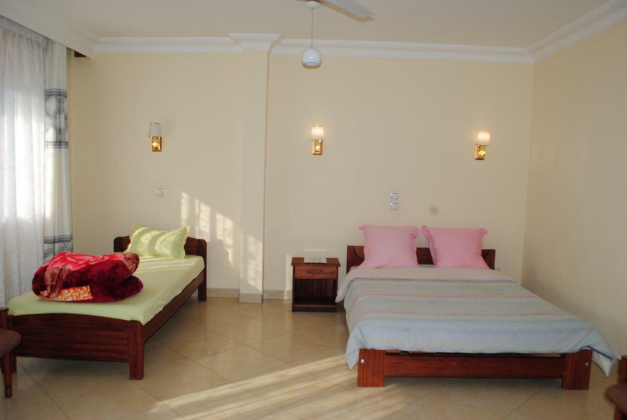 Hotel Menabe Morondava Kültér fotó